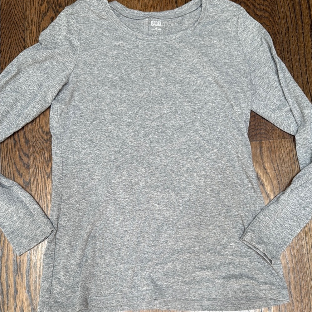 a.n.a Gray Long Sleeve Tee